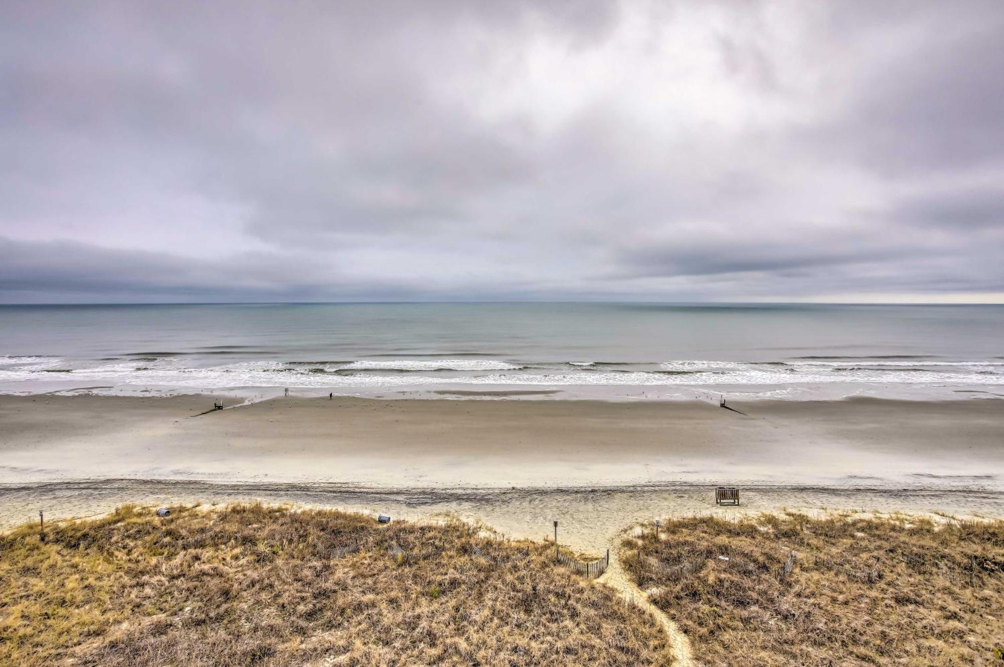Oceanfront North Myrtle Beach Condo With Indoor Pool Kültér fotó